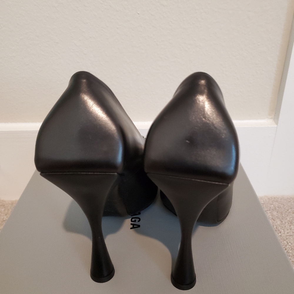 Balenciaga Knige BB logo Fringe pump - Picture 3 of 10